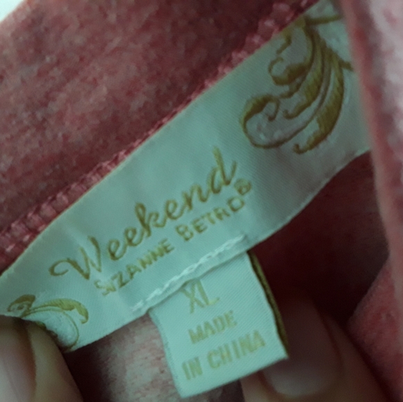 Weekend Suzanne Betro Bell Sleeve Pearl Detail Sweatshirt - Picture 5 of 8